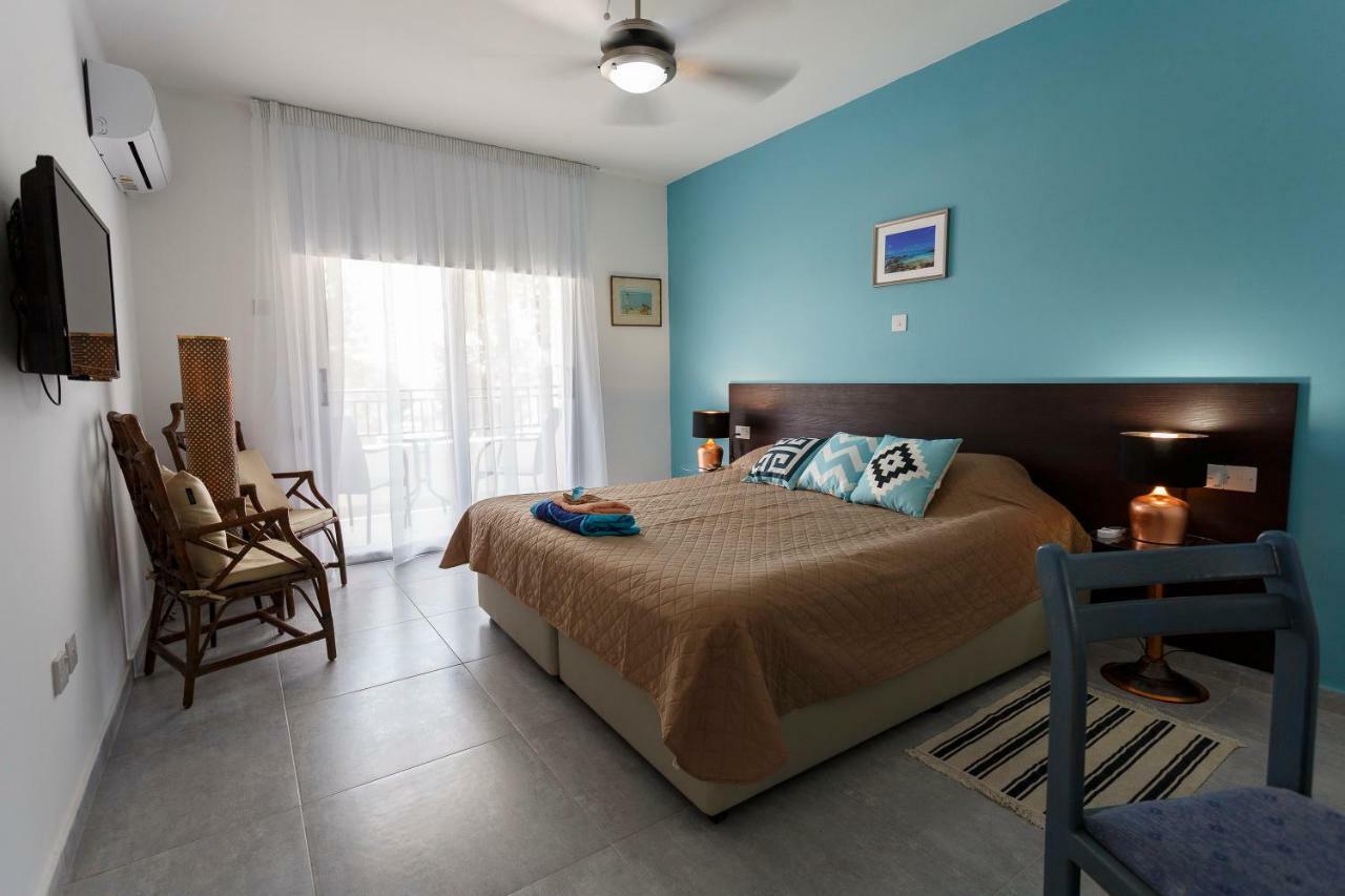 Coral Bay Sea Breeze Apartments - 3 Bedroom Apartment Peyia Luaran gambar